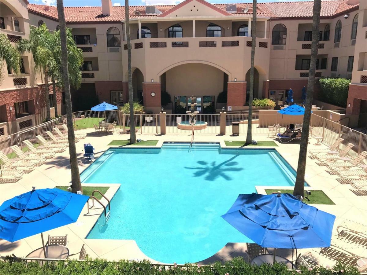 Hilton Vacation Club Varsity Club Тусон Екстериор снимка